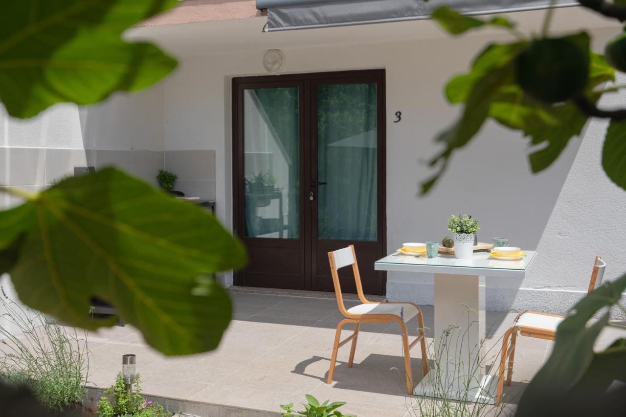 Oleander Apartment Malinska Luaran gambar