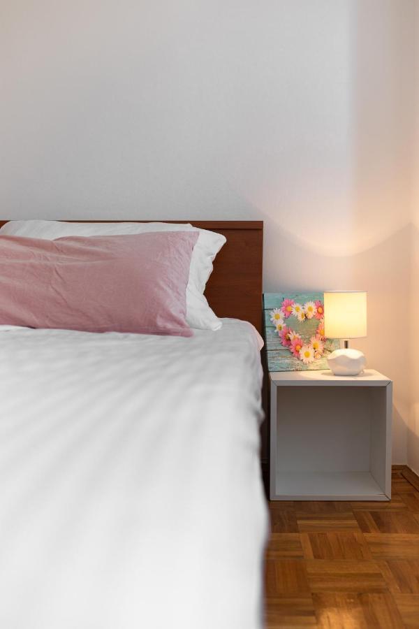 Oleander Apartment Malinska Luaran gambar