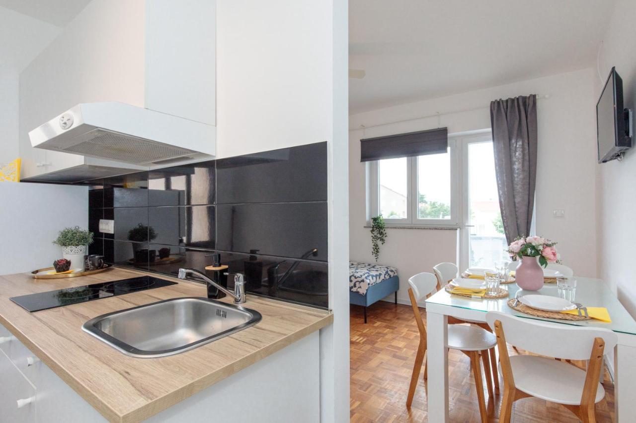 Oleander Apartment Malinska Luaran gambar