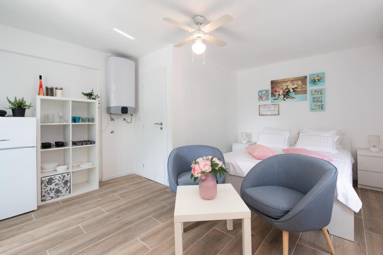 Oleander Apartment Malinska Luaran gambar